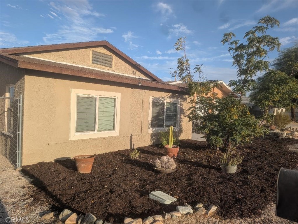 6583 Oasis