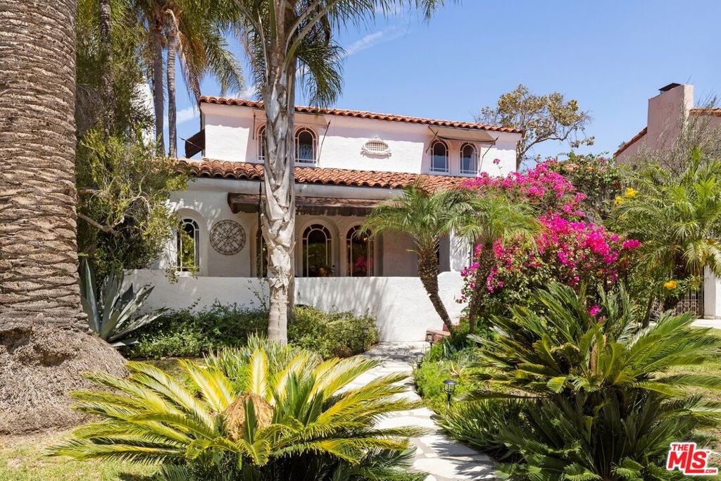 6141 Warner Drive