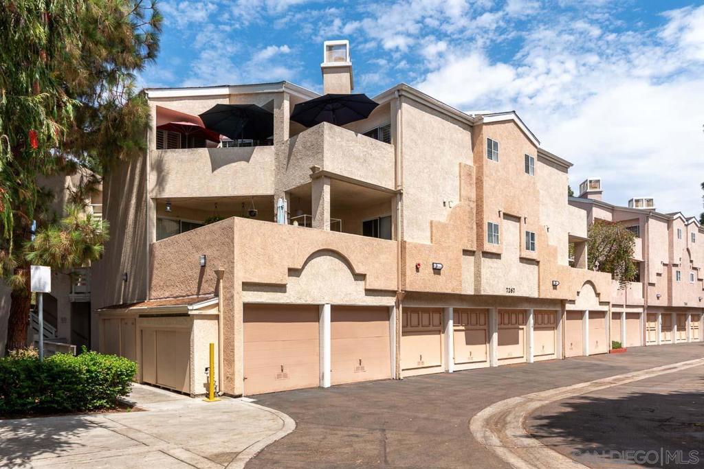 7267 Camino Degrazia 21