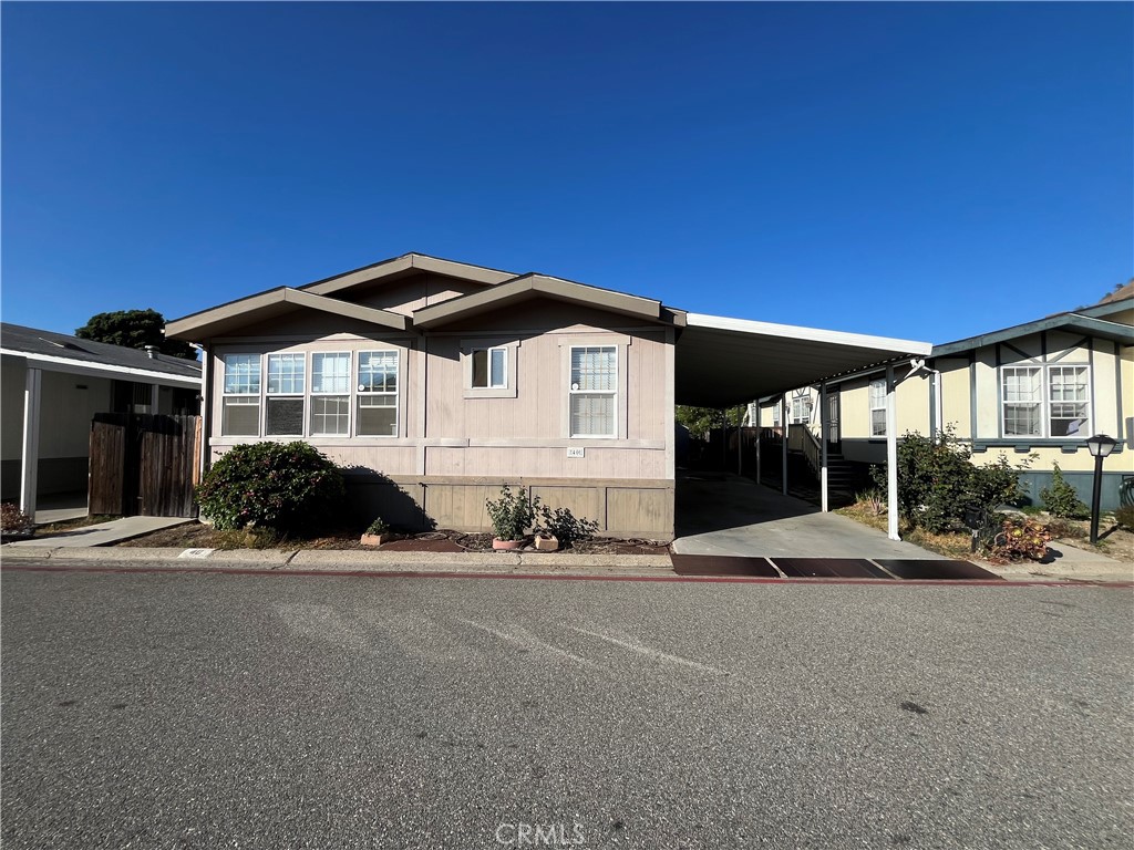 4901 Green River Road 40