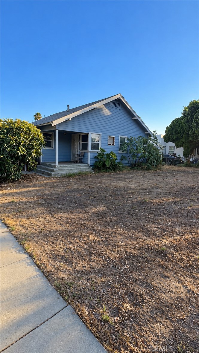1088 E 8th