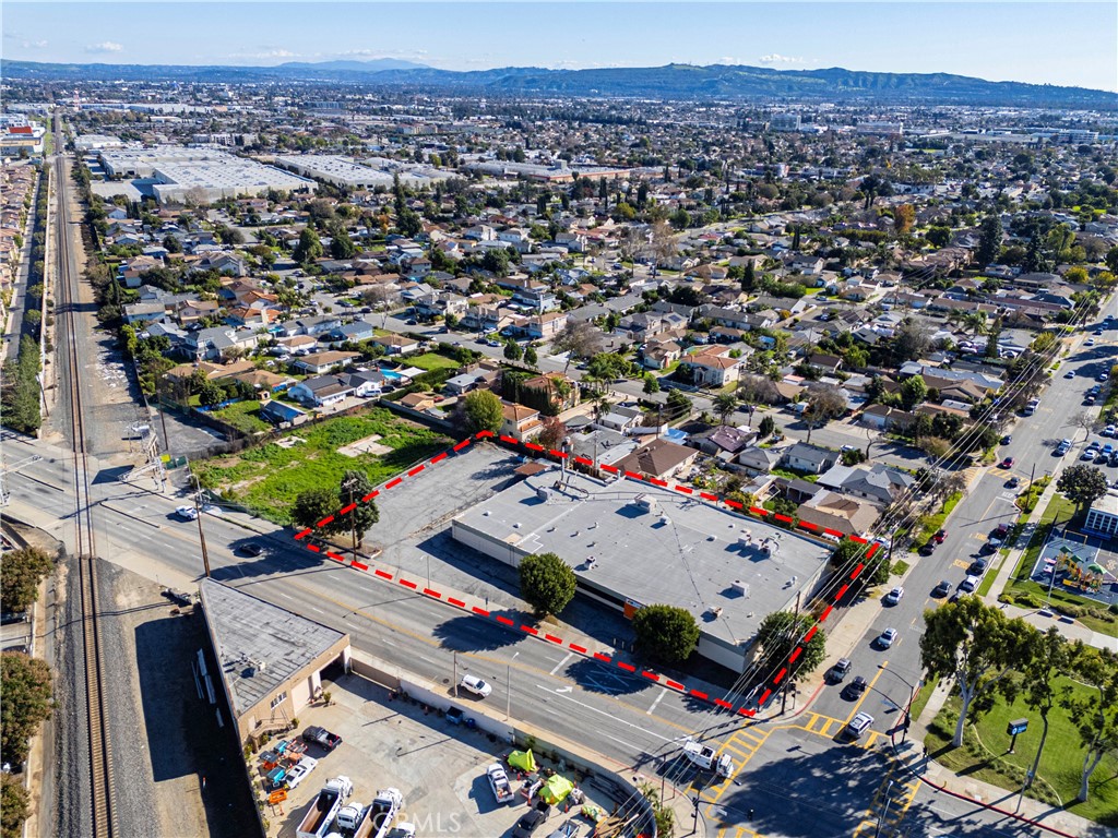 9200 Lower Azusa