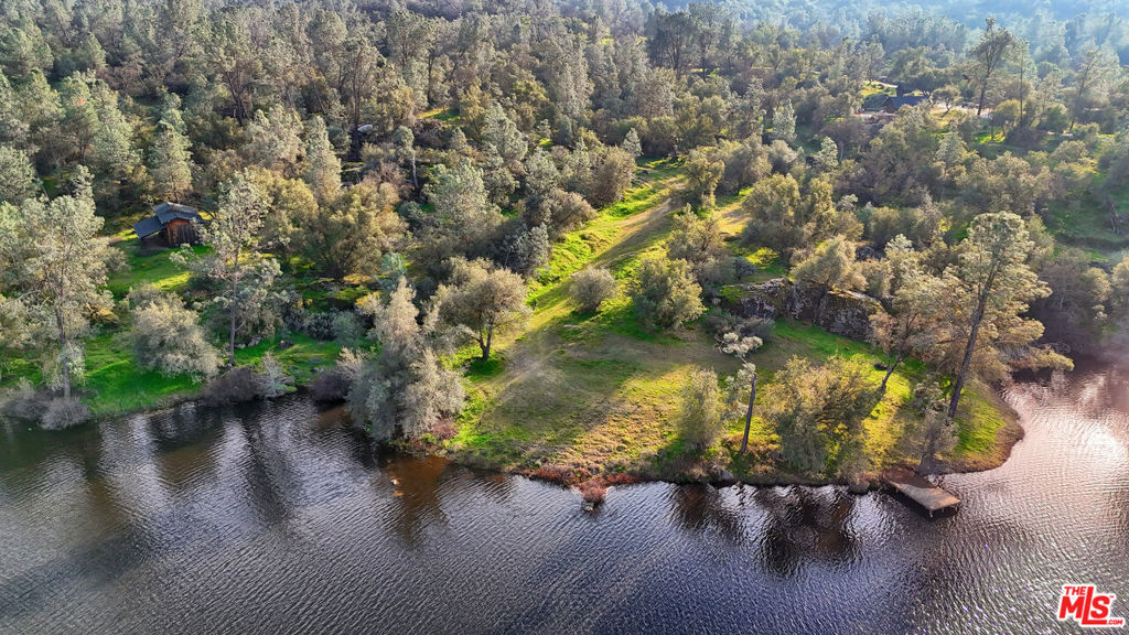 3 Blackhawk Drive