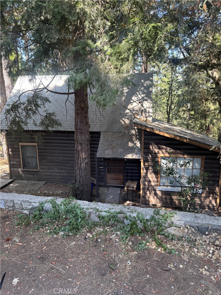 1029 Coulter Pine Road