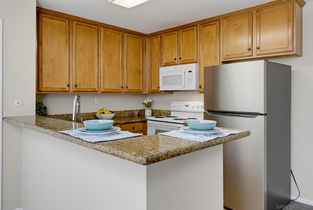 3456 Castle Glen Dr 256