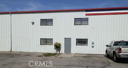 3200 Riverside