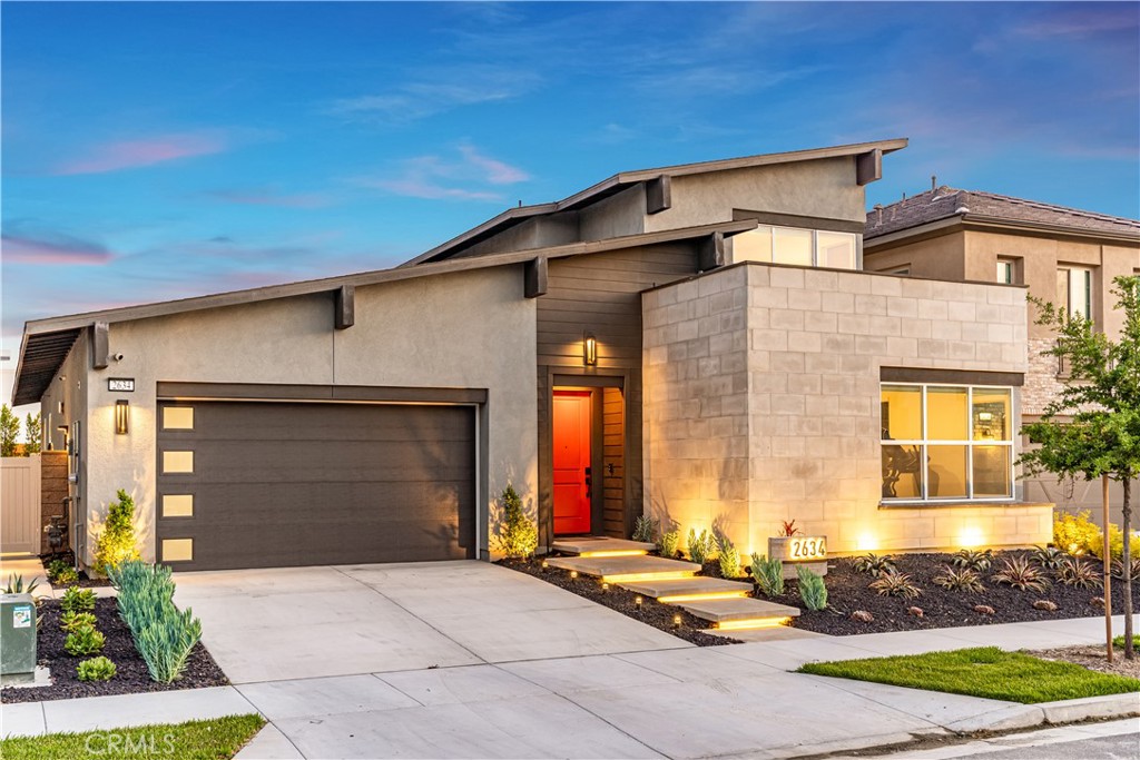 2634 E Scarlett Lane