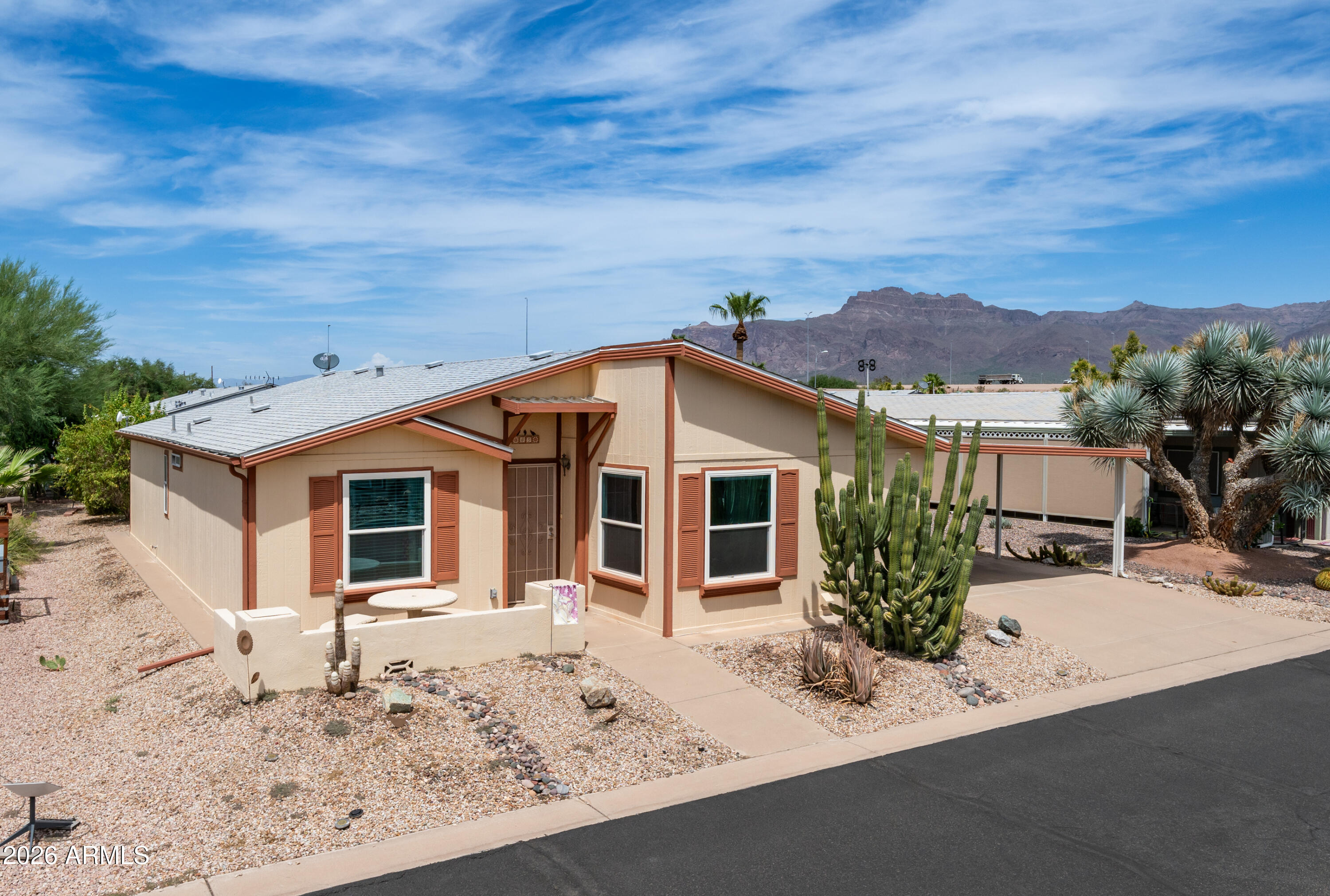 3355 S CORTEZ Road 65, Apache Junction, AZ 85119