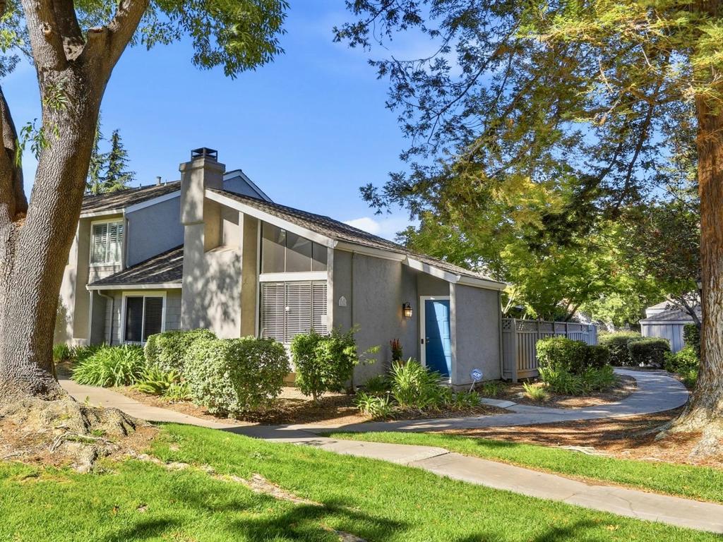 1102 Shenandoah Drive