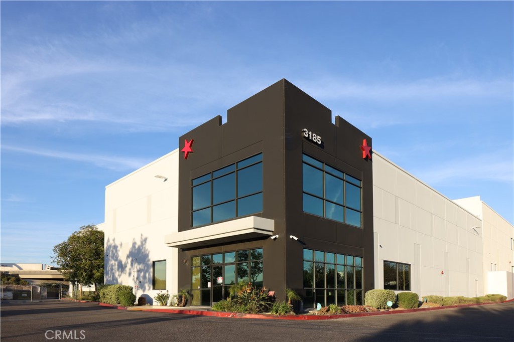 3185 Palisades Drive