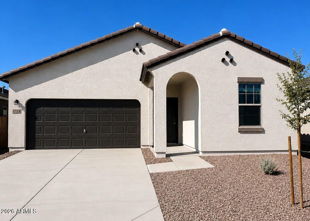 5724 E HORNBLENDE Way, San Tan Valley, AZ 85143