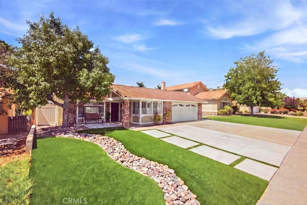 8725 Sandhill Drive