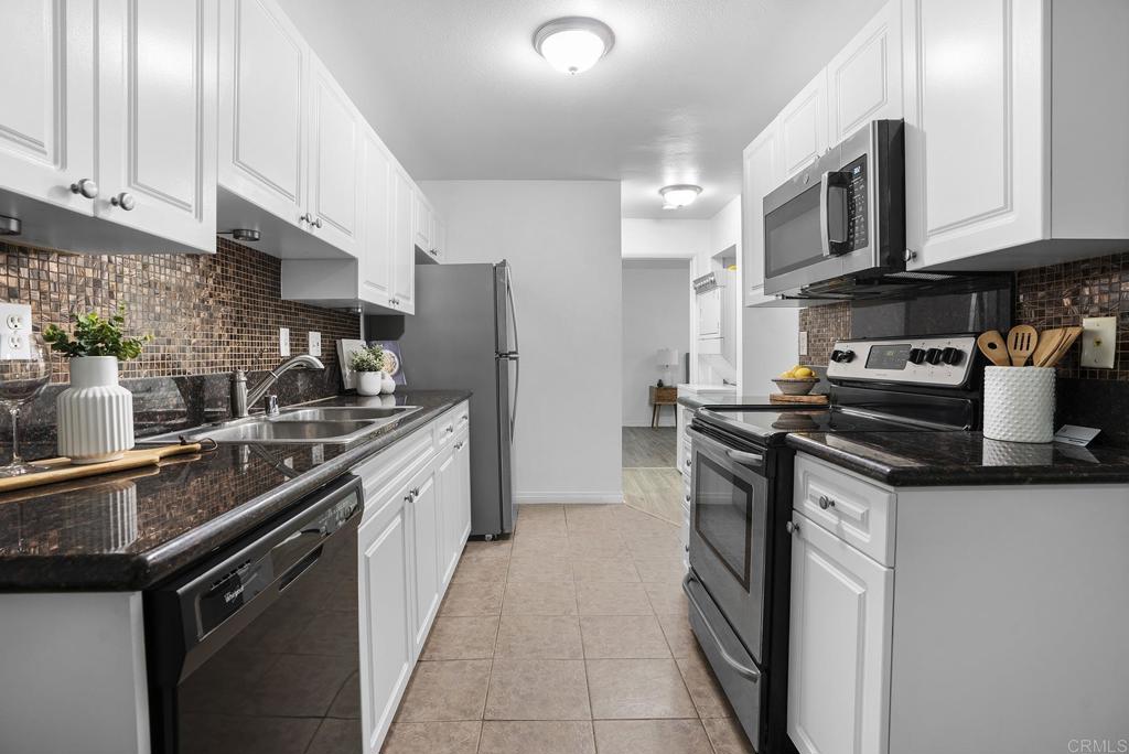 3040 Alta View Drive 106