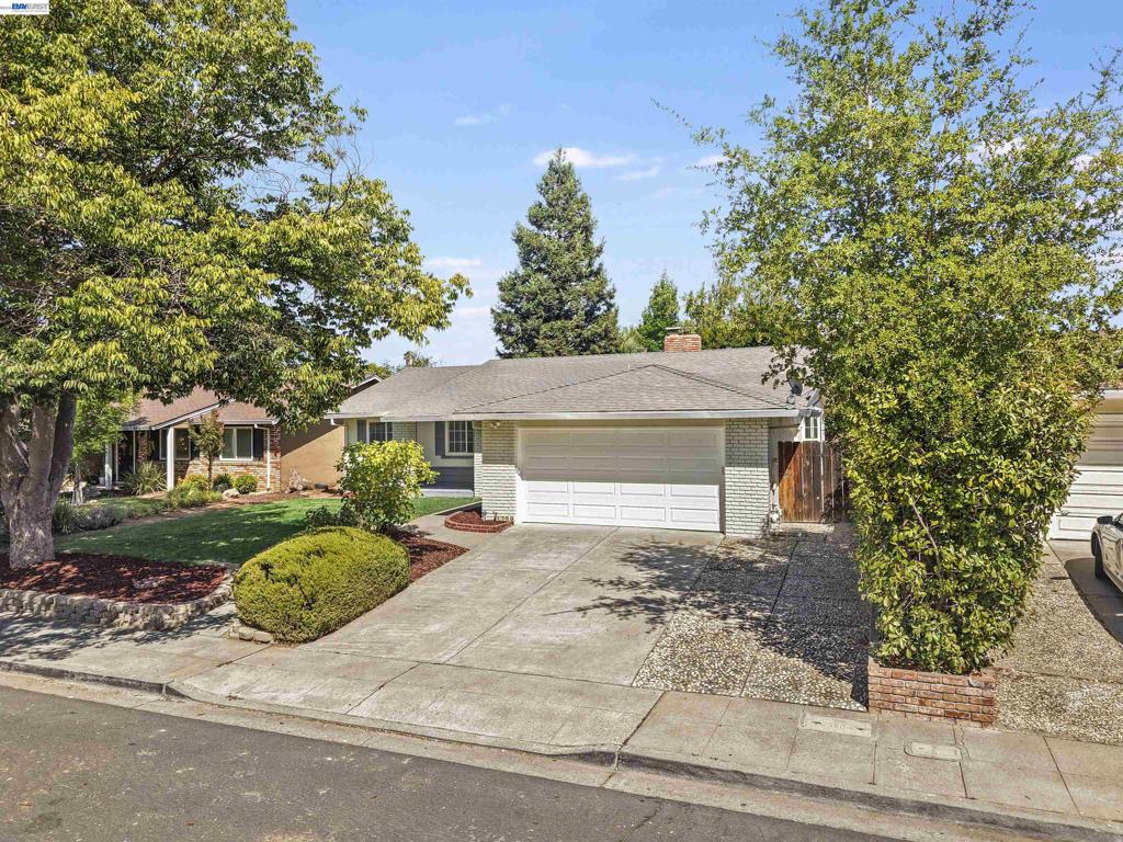 1730 El Padro Dr