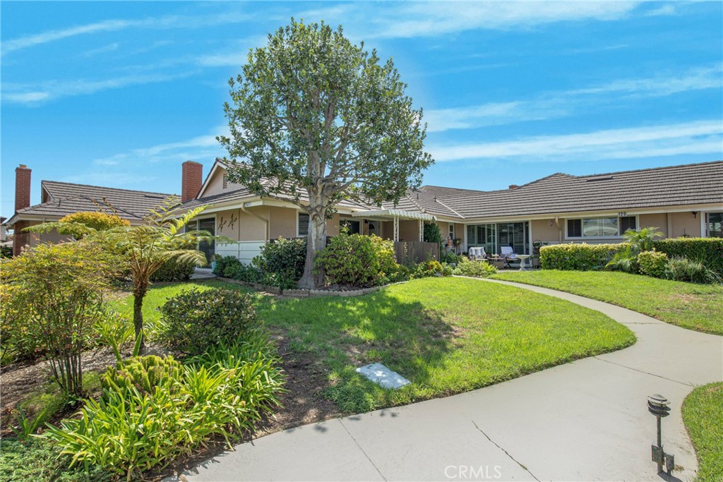 22623 Maple Ave