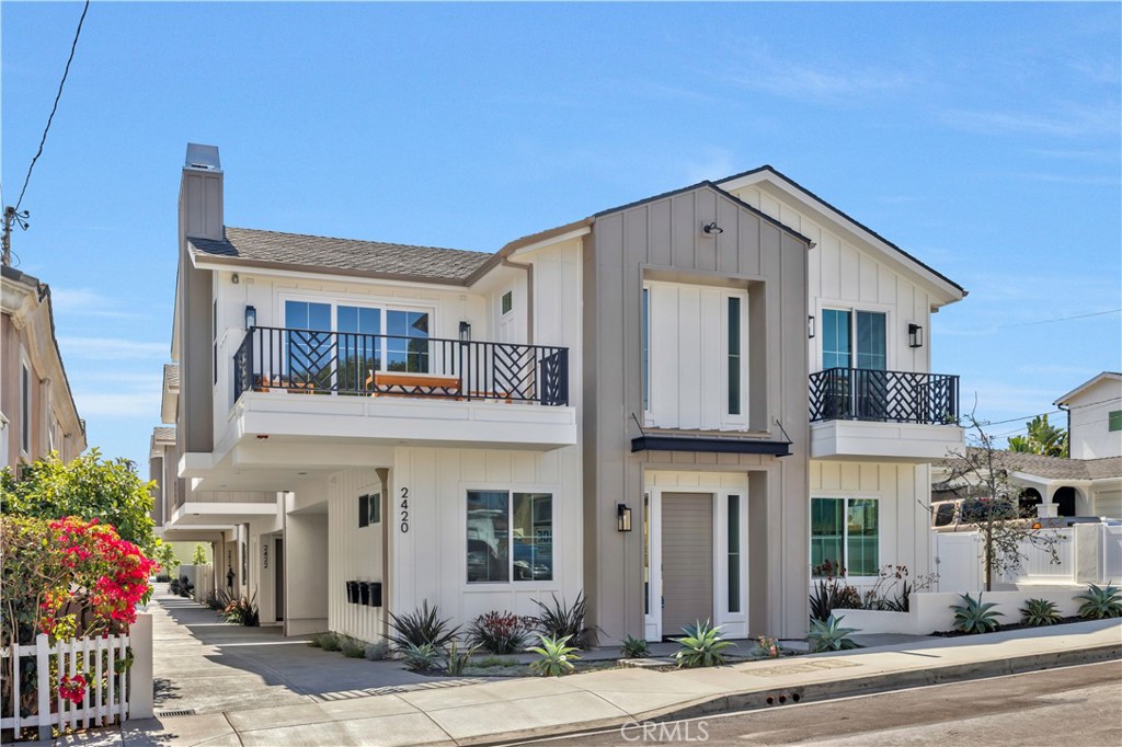 2420 Ives Lane
