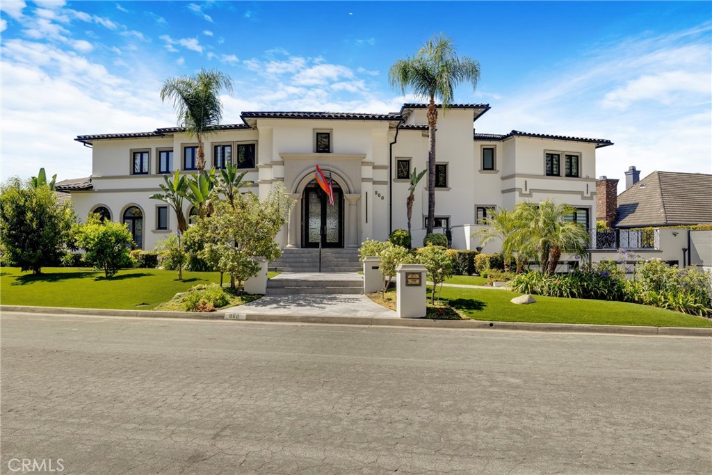 860 Greenridge Drive