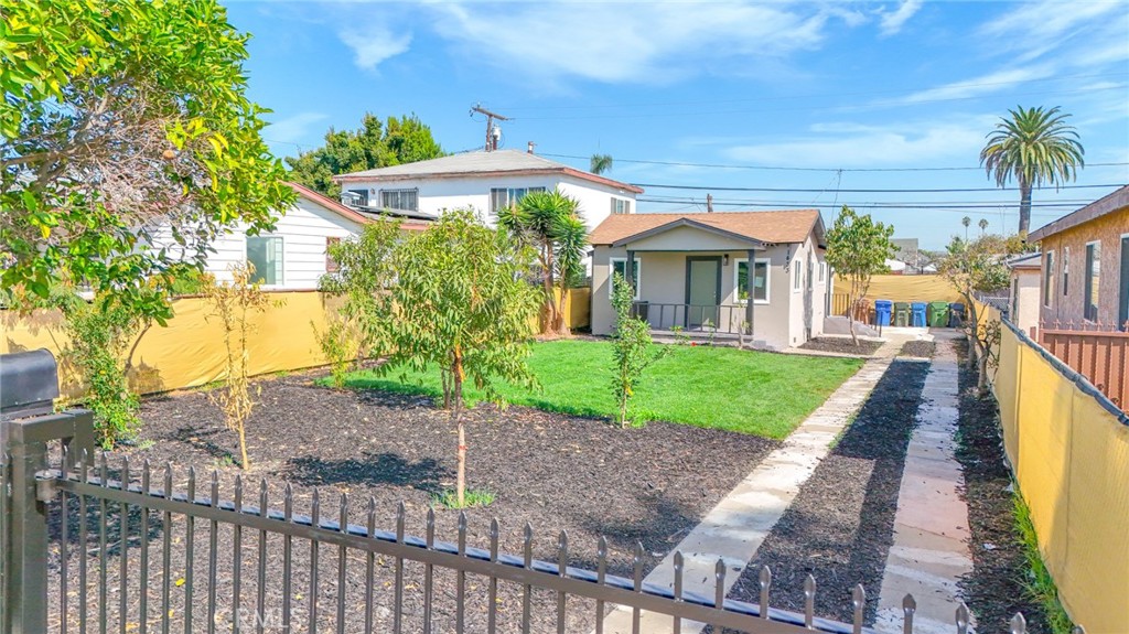 1433 W 96th