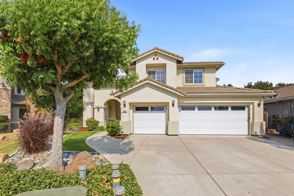 1995 Serene Drive