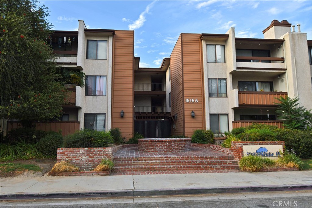 15155 Sherman Way 37