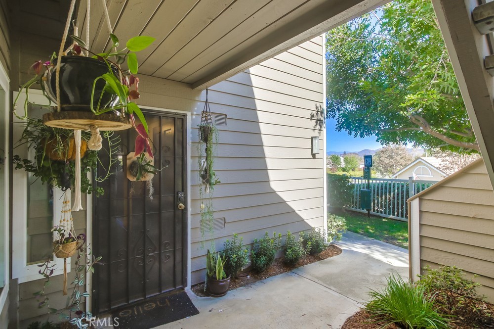 1059 Shadowridge Drive 1