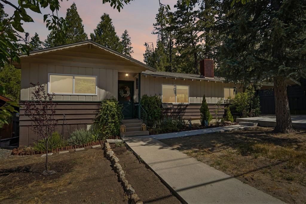 54700 S Circle Drive