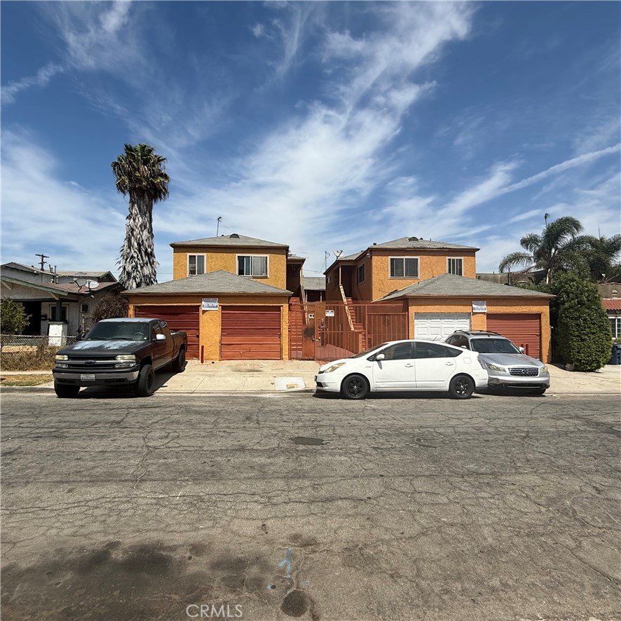 1453 101 St. W Century Street