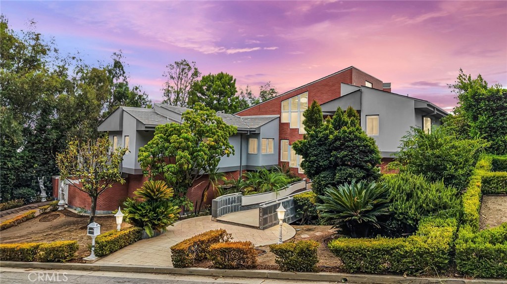 742 Greenridge Drive