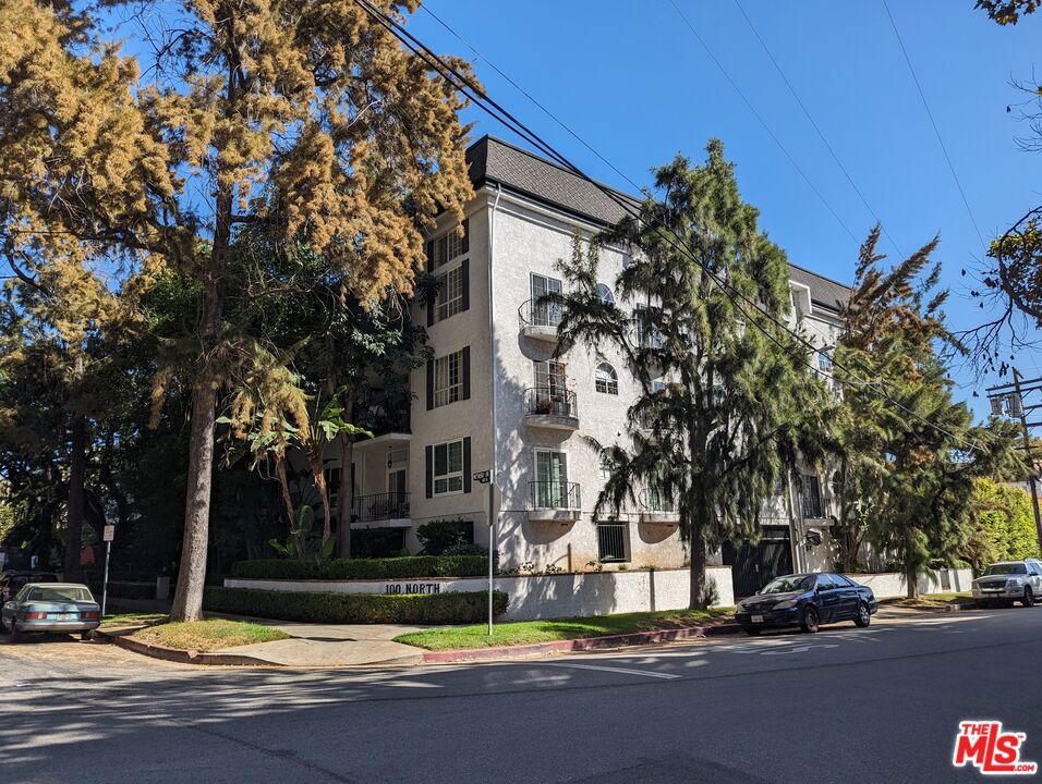 100 N Wetherly Drive 3D