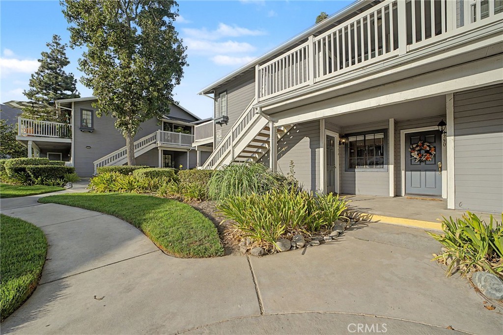 1754 Shady Oaks Court