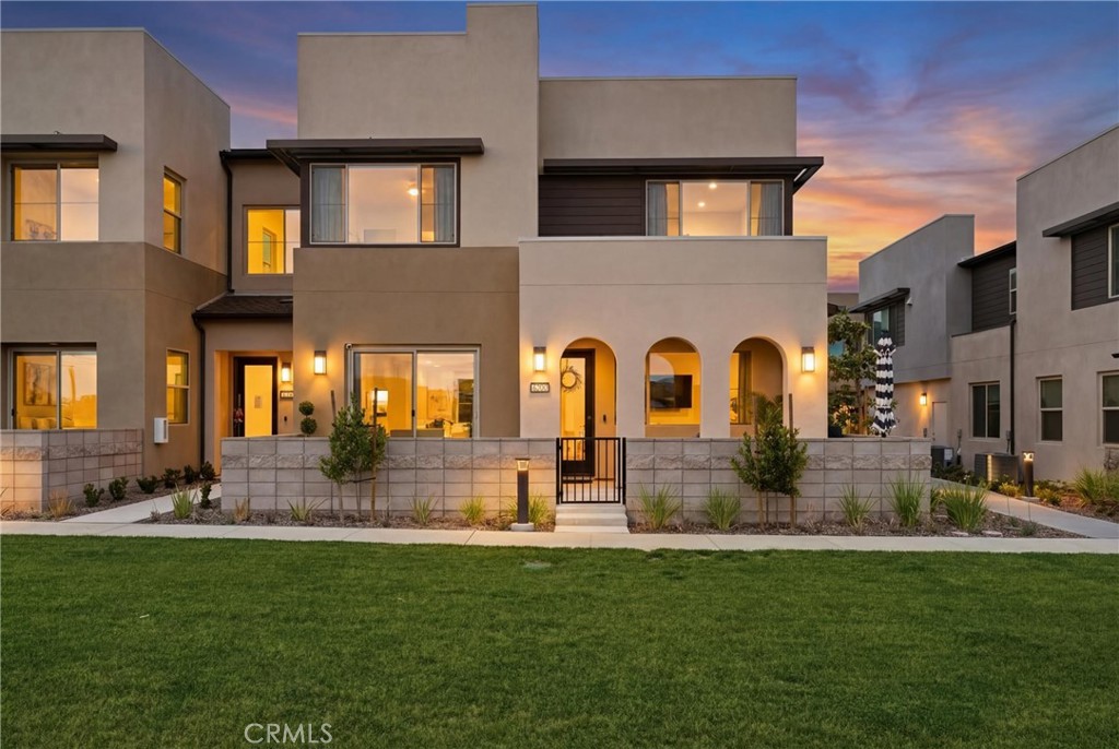 3247 E. Moonstone Drive