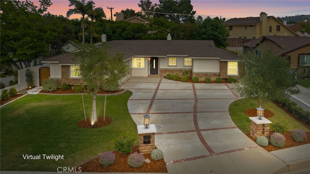 848 S Del Cerro