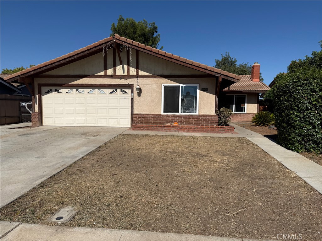 12949 Valley Springs