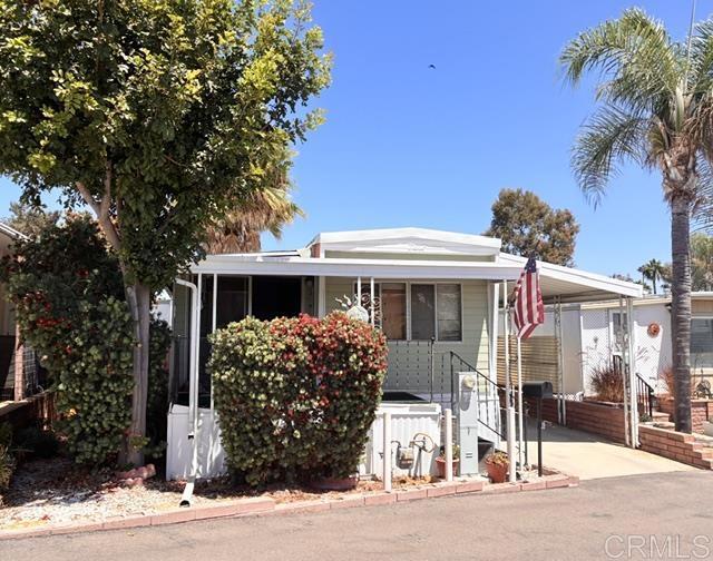 245 W Bobier Drive 72