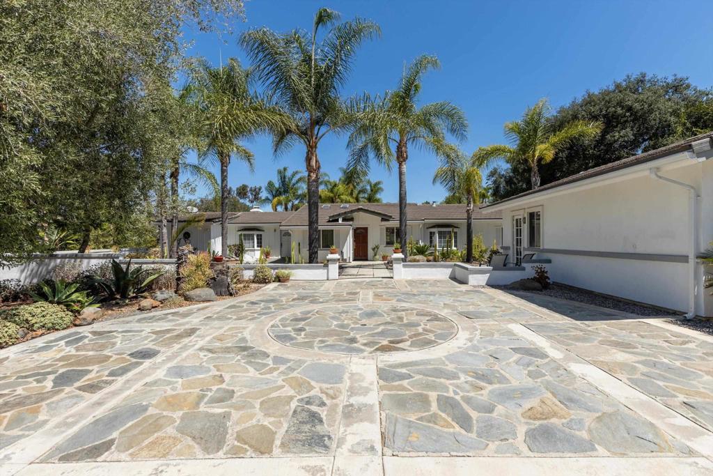 1556 Via Rancho Parkway
