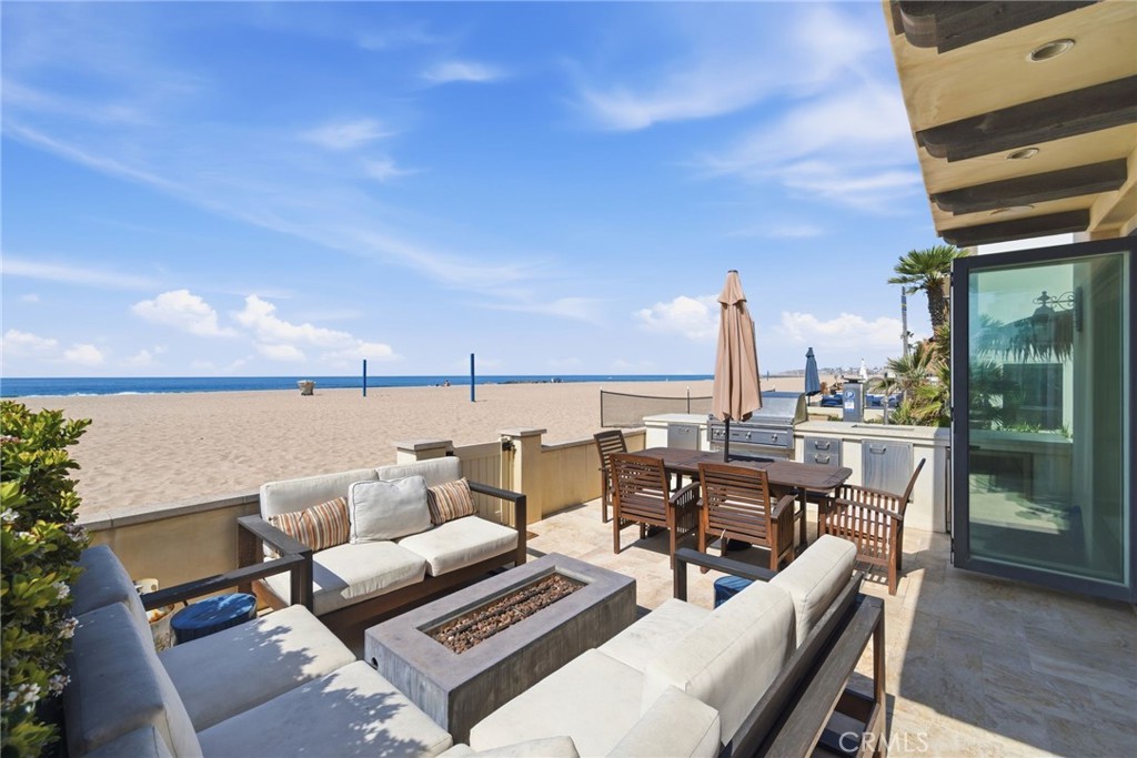 3715 Seashore Drive