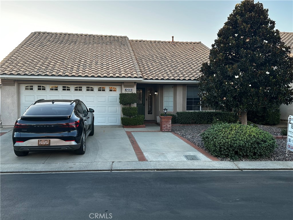 1209 Bel Air Court