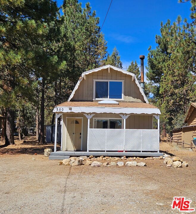 550 Pine Lane