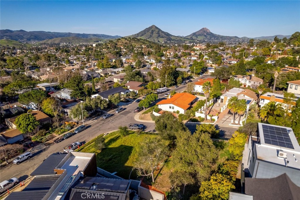 1636 Encino Ct