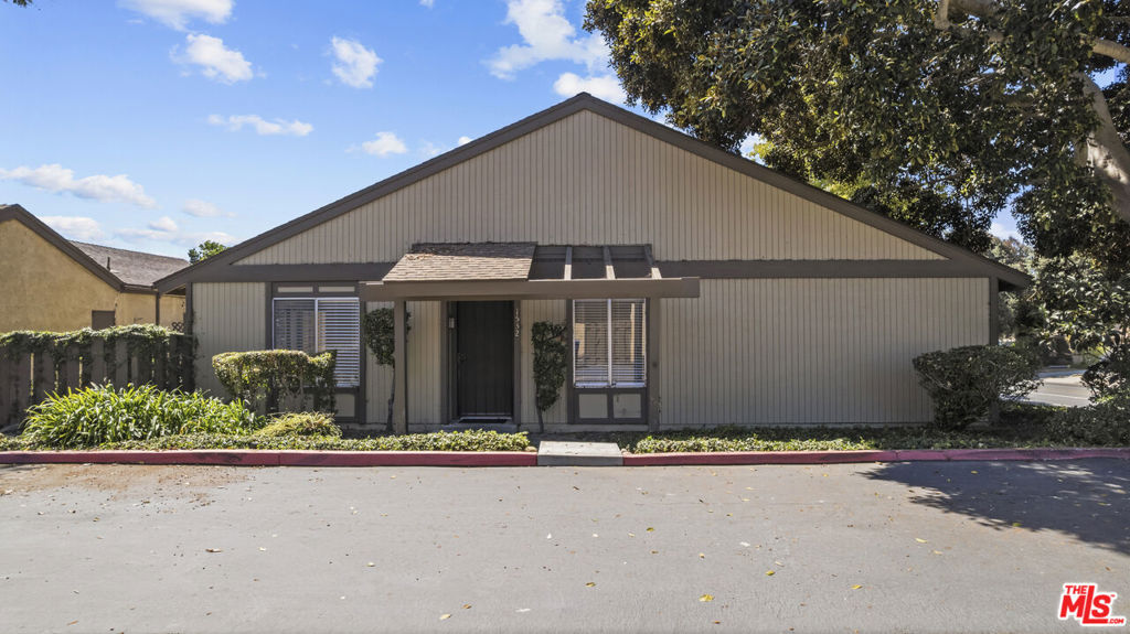 1532 Tern Court