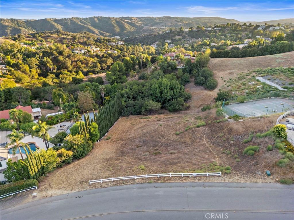 2182 Indian Creek
