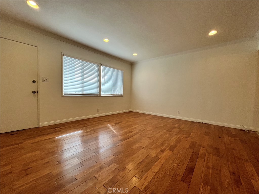 11901 W Washington B