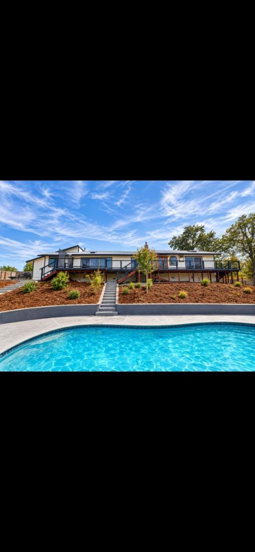 8858 Sun Valley Drive