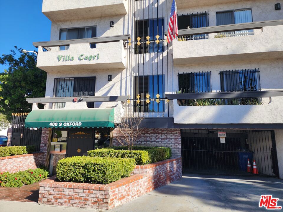 400 S Oxford Avenue 208