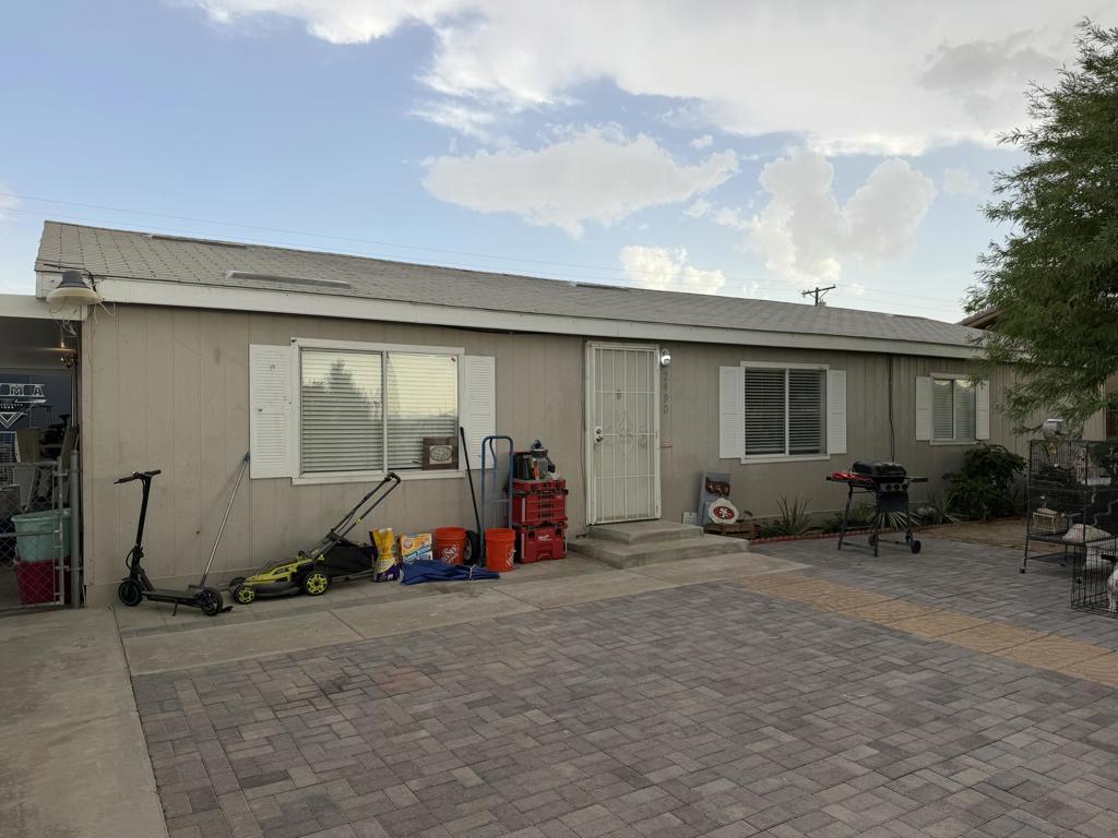 2490 Shore Jewel Avenue
