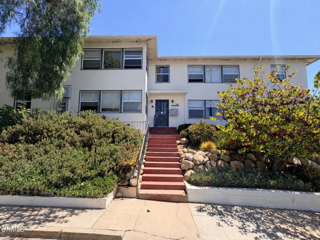 102 N Kalorama Street 1