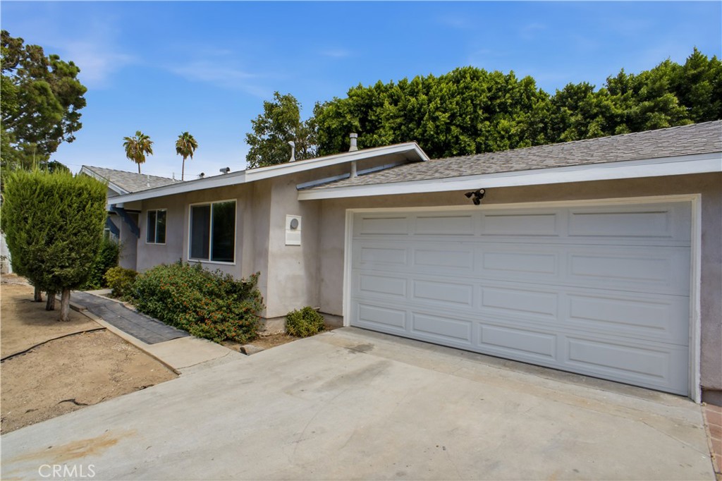11340 Gladstone