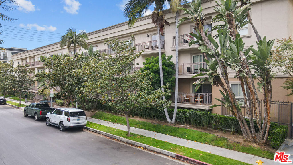 141 S Clark Drive 409