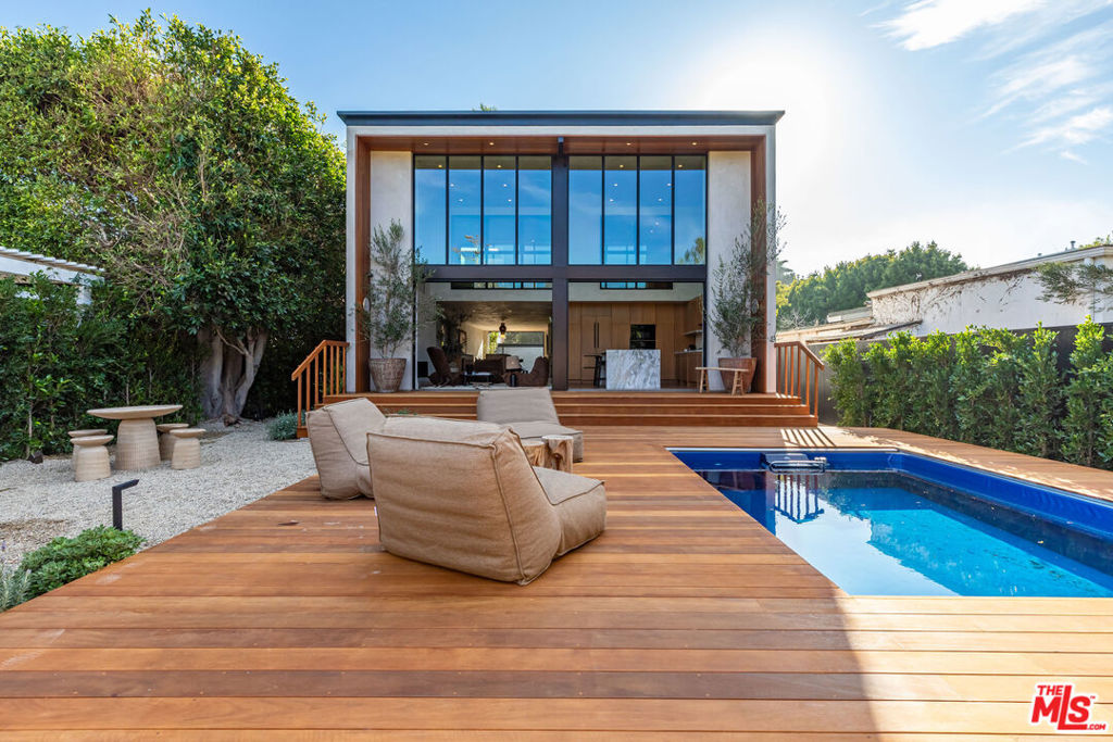 23505 Malibu Colony Road