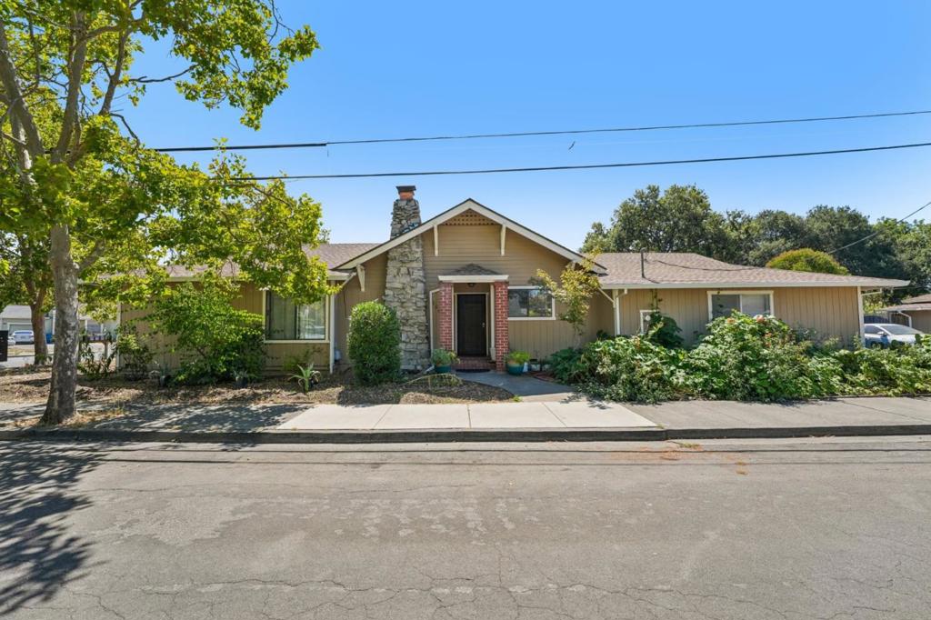 1001 Temple Avenue
